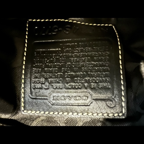 Large black leather Coach tote - Picture 6 of 7